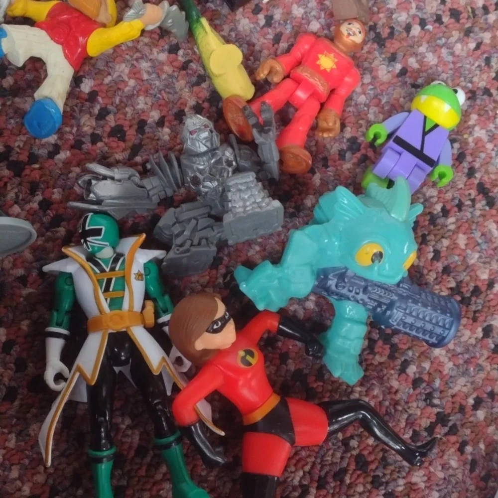 Assorted Colorful Kids Toy Set - Picture 2 of 4